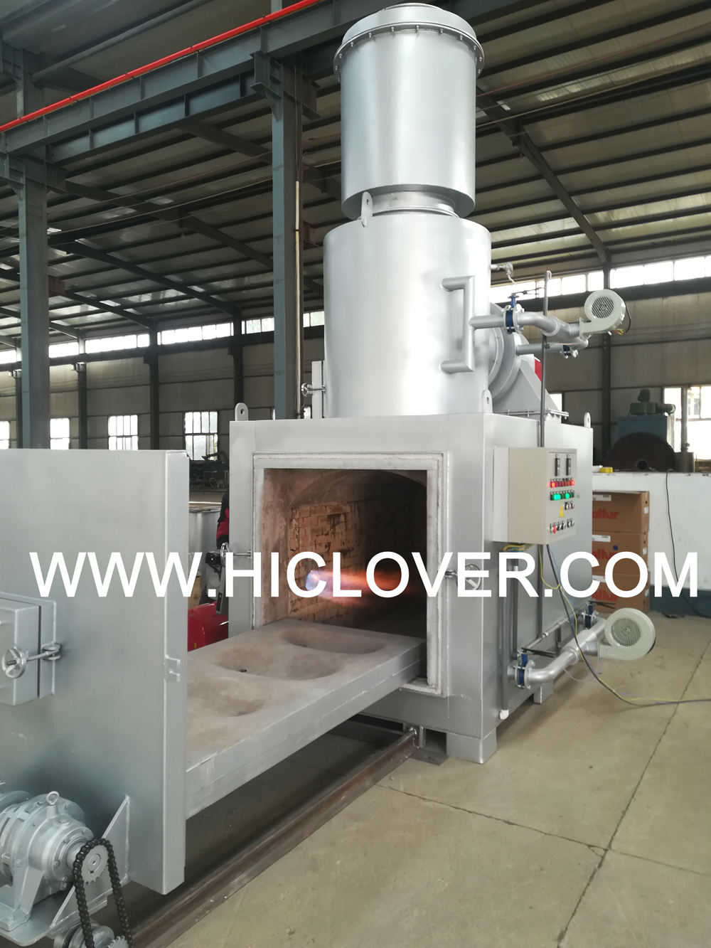 Animal Crematory with Movable platform & Auto. Door & Independent Position